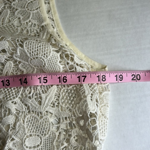 CABI NEEDLE OFF WHITE LACE SLEEVELESS ZIP BACK SHELL CABI SZ M - Picture 12 of 16